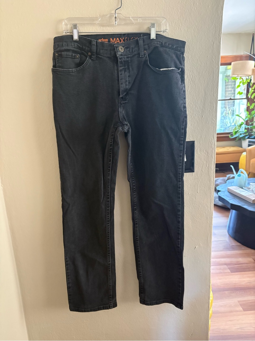 urban pipeline Black Straight-Leg Men’s Jeans